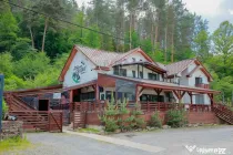 Pensiune cu 6 camere și restaurant de vânzare în Șunc...