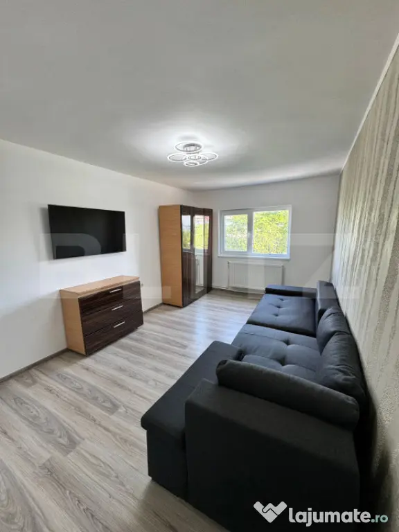 Apartament de vanzare 2 camere, 50 mp, zona Siderurgistilor