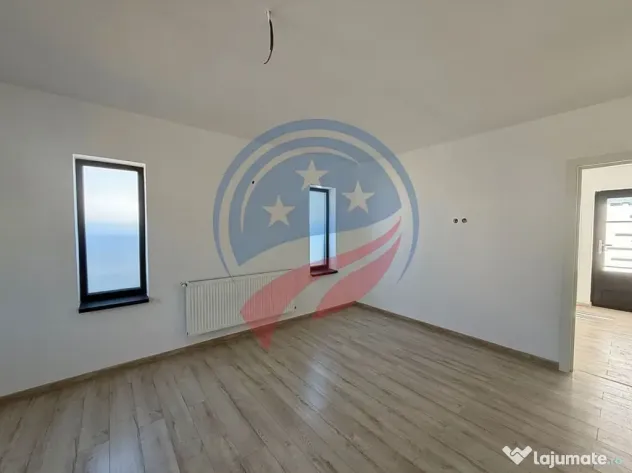 Case noi de vanzare