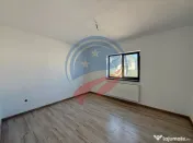 Case noi de vanzare