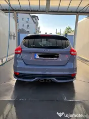 Vând Ford Focus ST