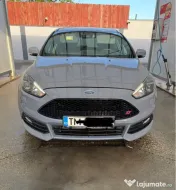 Vând Ford Focus ST