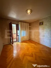 Apartament 4 camere, semidecomandat, 75 mp, zona Centru