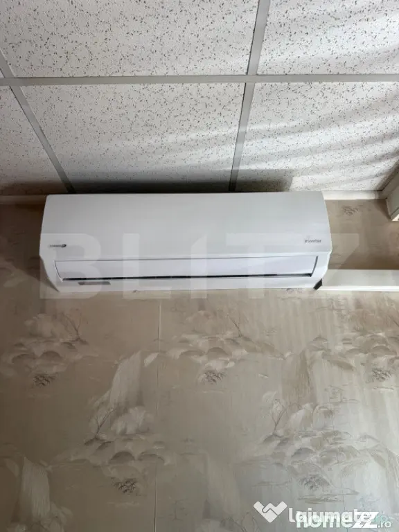 Apartament 4 camere, semidecomandat, 75 mp, zona Centru