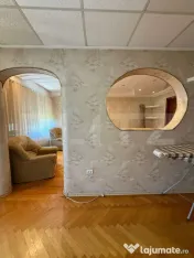 Apartament 4 camere, semidecomandat, 75 mp, zona Centru