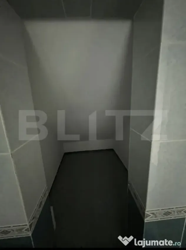 Apartament 3 camere,77,8 mp, zona Calea Moldovei