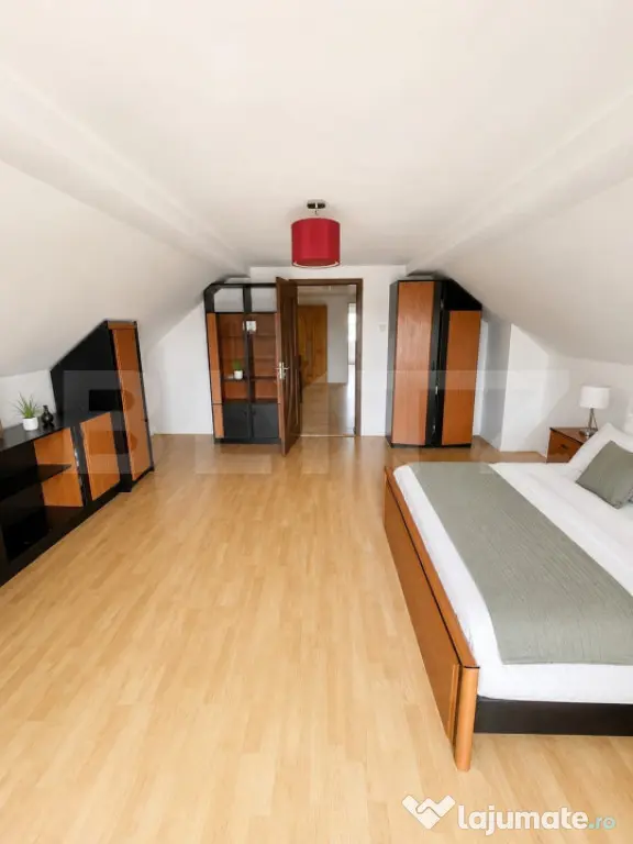 Apartament 3 camere,77,8 mp, zona Calea Moldovei
