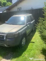 Vand Land Rover pentru piese 