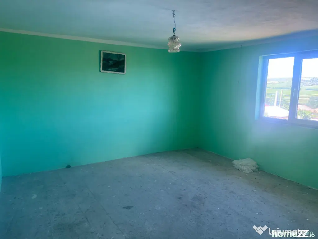 Casa 300 mp,afacere (cămin bătrâni, pensiune), zona Breas - Craiova (Dolj)