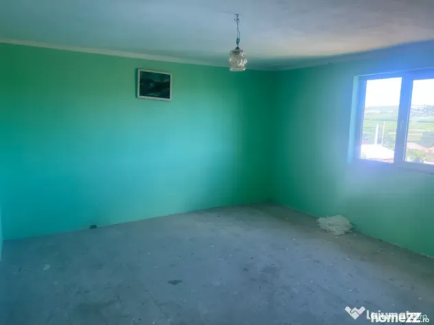 Casa 300 mp,afacere (cămin bătrâni, pensiune), zona Breas - Craiova (Dolj)