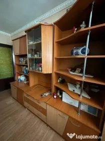 Vand mobila sufragerie/living