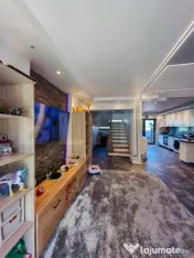 Casa de vanzare, 220 mp, zona Visani