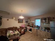 Casa zona centrala in Chinteni teren 1431 mp 