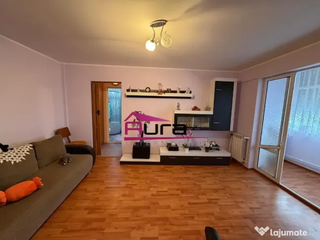Apartament 3 camere zona Str.Eternitatii