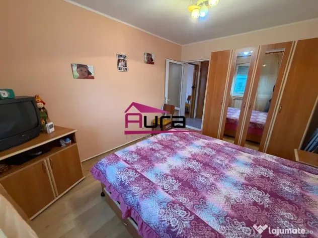 Apartament 3 camere zona Str.Eternitatii