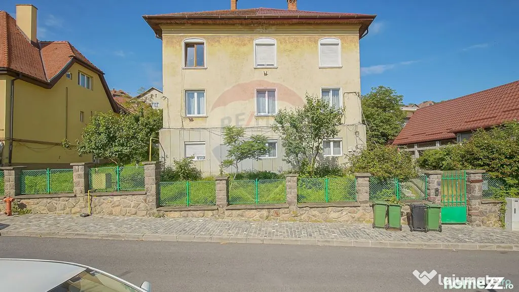 Doua apartamente cu potențial investițional în Dealul ... - Brasov (Brasov)