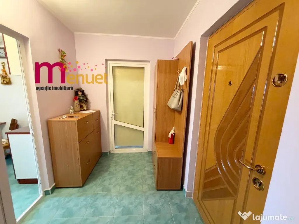 Apartament 3 camere,str.Eternitatii