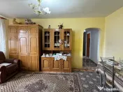 3 cam, 71 mp, et.8, fara imbunatatiri, lift modernizat, zona Zahana 