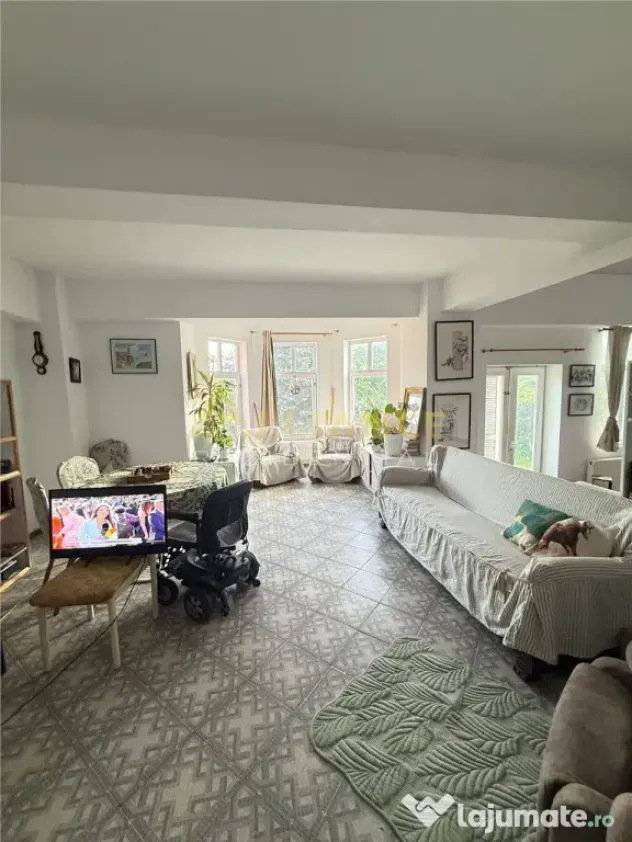 CASA SOS. OLTENITEI 11 CAMERE mobilat si utilat