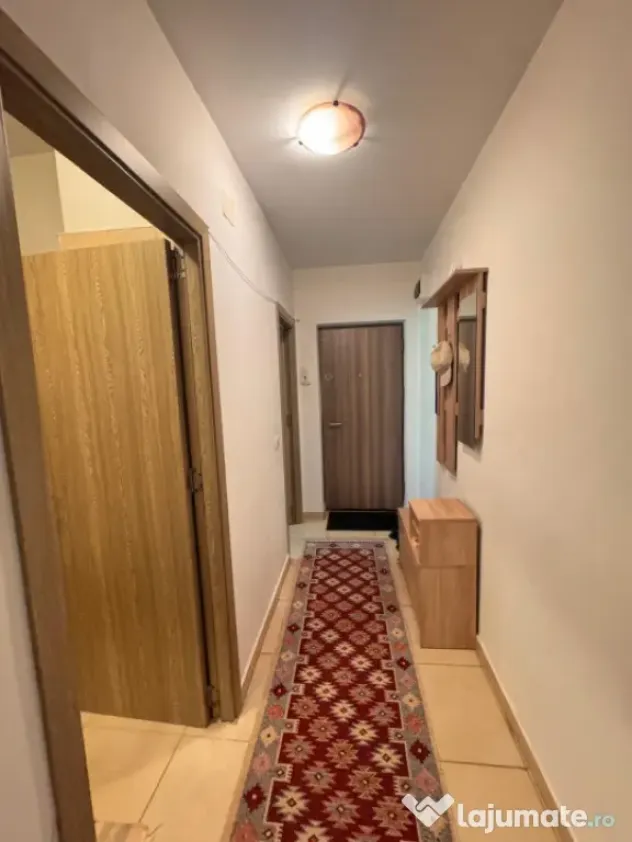 Apartament 2 camere de vânzare în zona Gară din Constanț