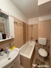Apartament 2 camere de vânzare în zona Gară din Constanț
