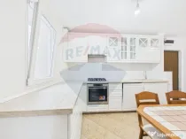 Apartament 3 camere decomandat, complet renovat - Metrou ...