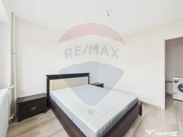 Apartament 3 camere decomandat, complet renovat - Metrou ...