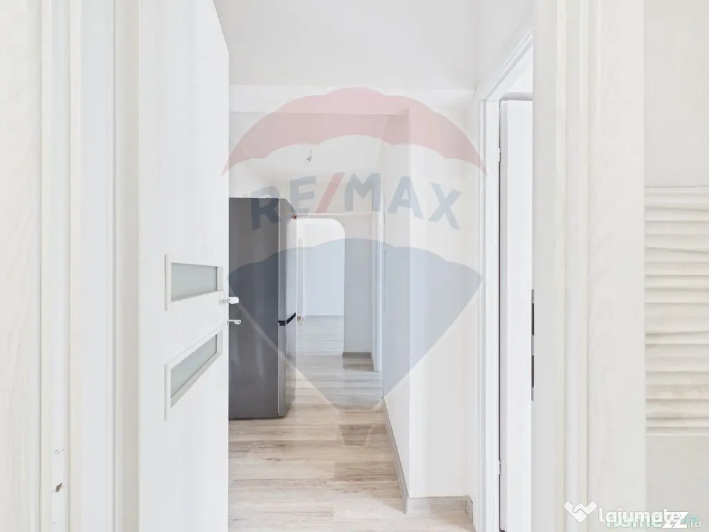 Apartament 3 camere decomandat, complet renovat - Metrou ...