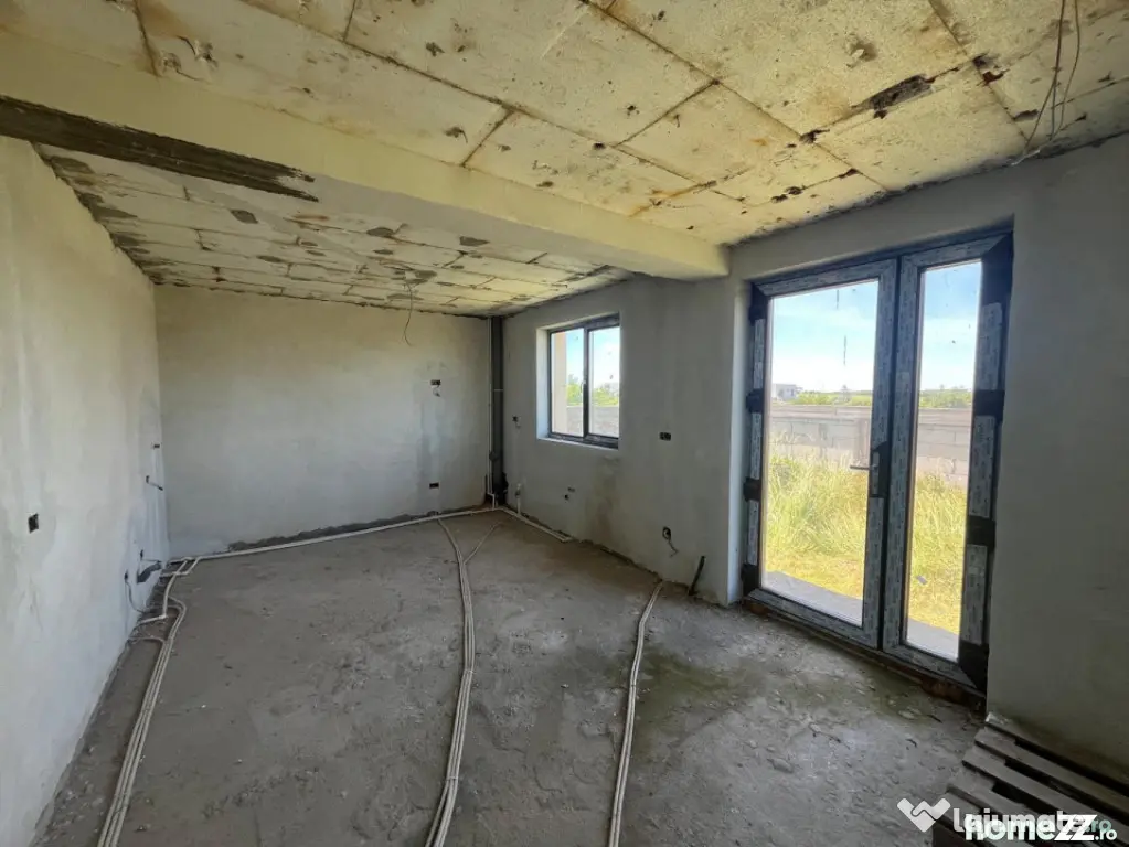 Casa P+1+Pod, 254 mp, 500 mp teren, zona lac Ghercesti - Aer - Craiova (Dolj)