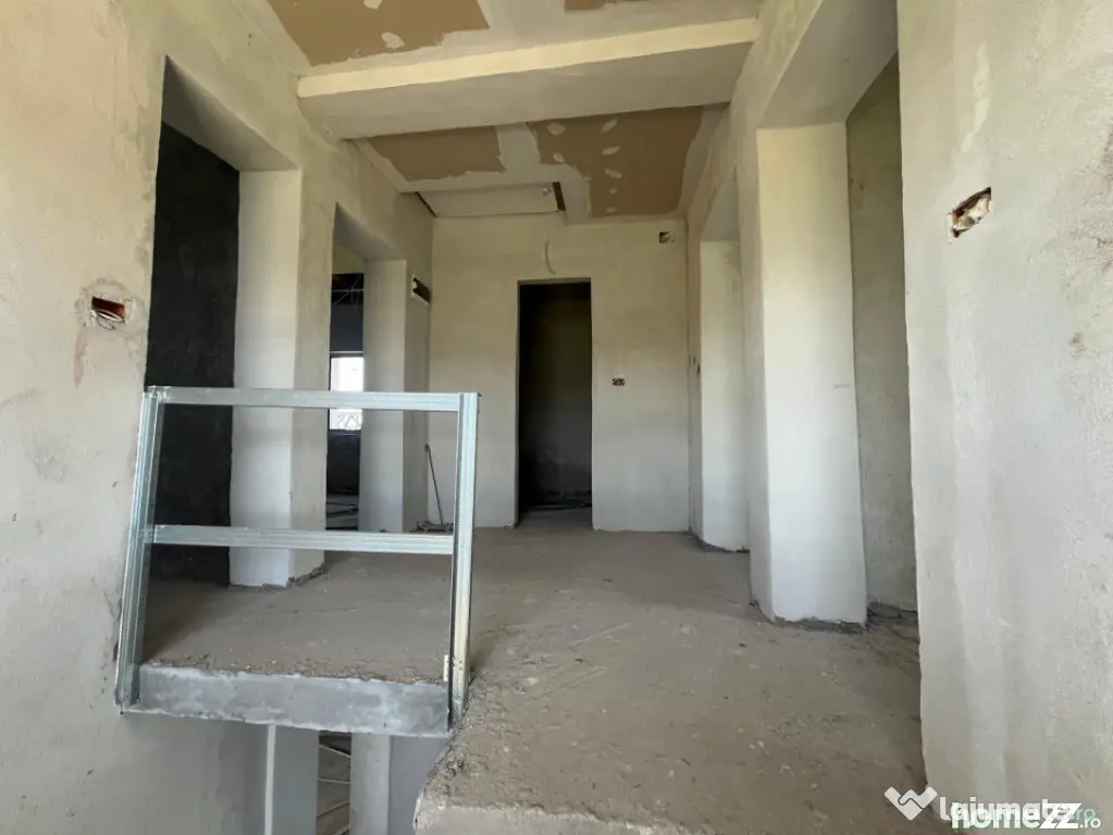 Casa P+1+Pod, 254 mp, 500 mp teren, zona lac Ghercesti - Aer - Craiova (Dolj)