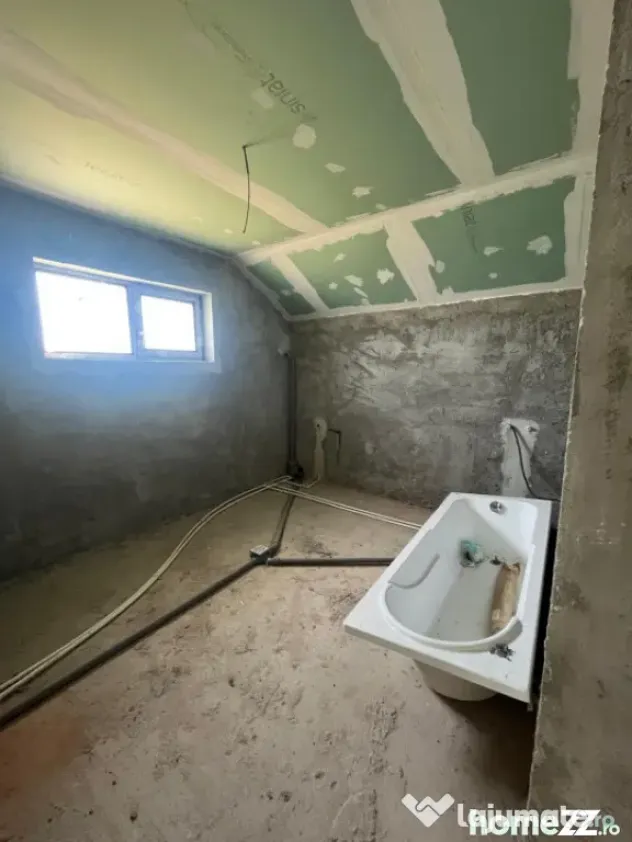 Casa P+1+Pod, 254 mp, 500 mp teren, zona lac Ghercesti - Aer - Craiova (Dolj)