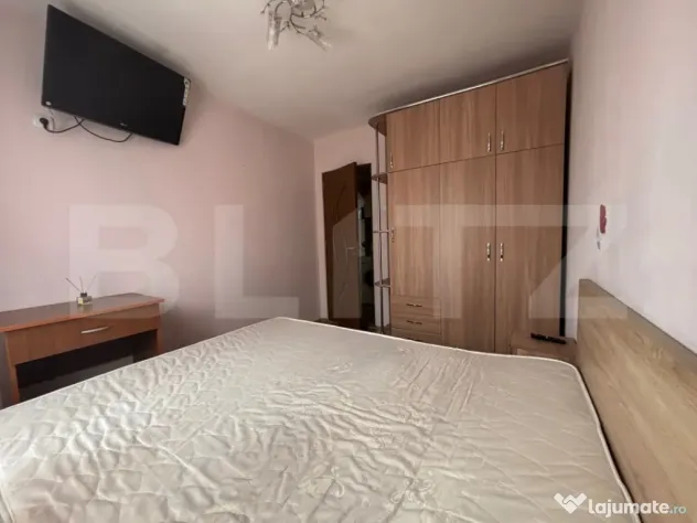 Inchiriez apartament cu 2 camere, 40mp, in zona Velenta