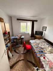 Apartament 3 camere decomandat zona Brazda 