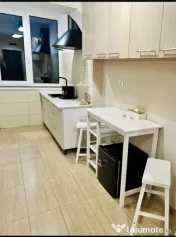Vand Studio in Piata Ovidiu 