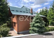 Casă deosebită 5 camere, 2100 mp teren, livadă – Mălur