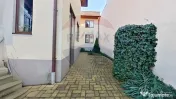 Casă / Vilă cu 7 camere de închiriat în zona Domenii