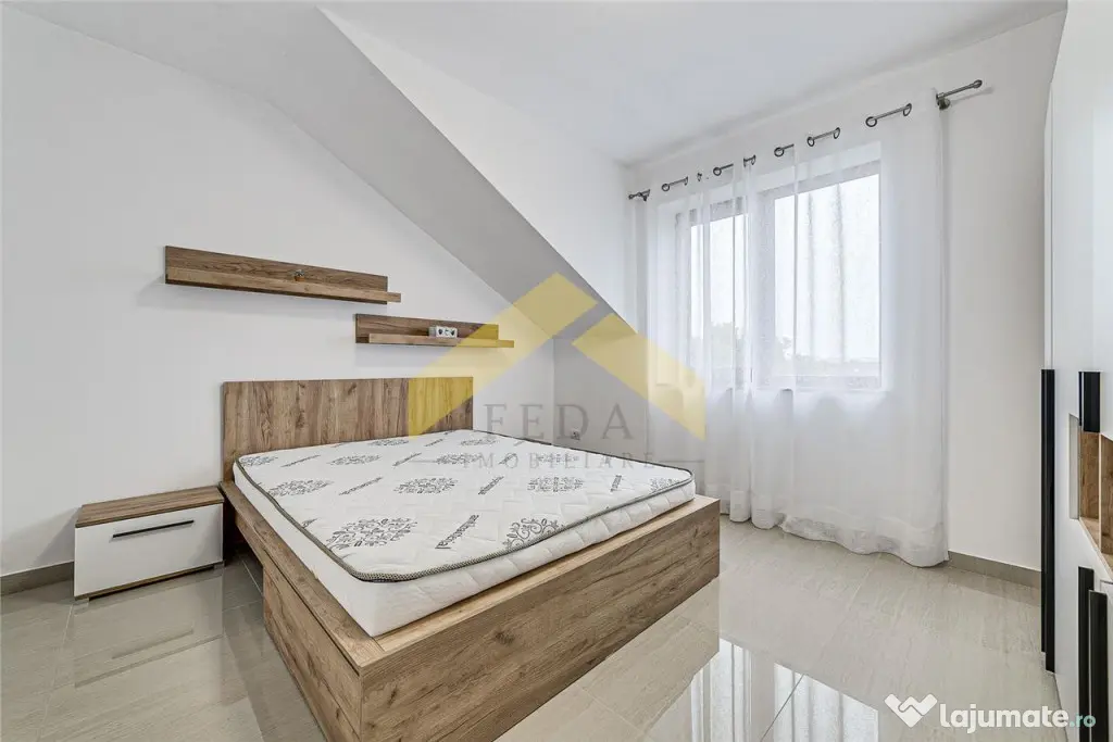 Apartament cu 3 camere tip Penthouse de zona Bujac