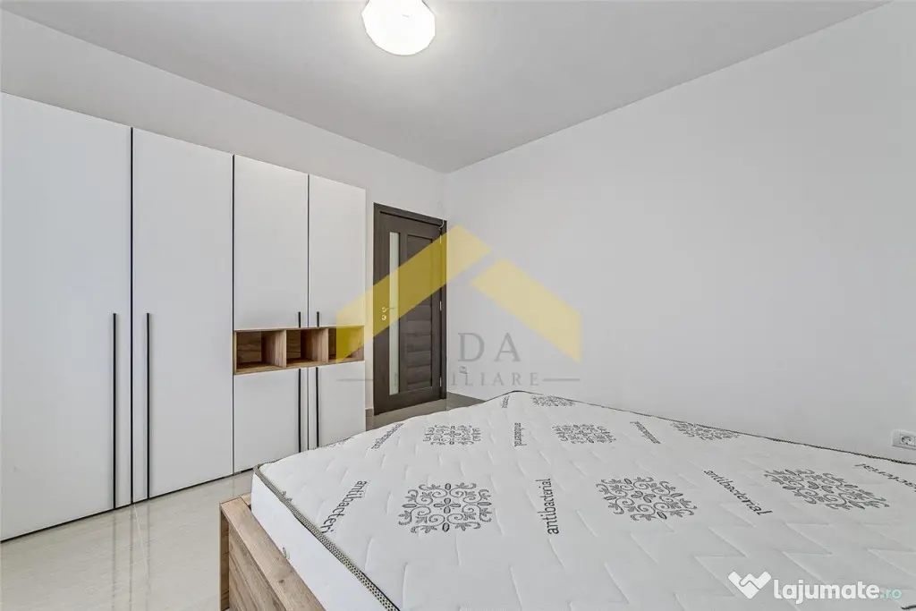 Apartament cu 3 camere tip Penthouse de zona Bujac