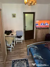 Vand apartament 3 camere Bușteni, Prahova, central 