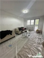 Apartament de 3 camere, decomandat, renovat complet ,Drumul 