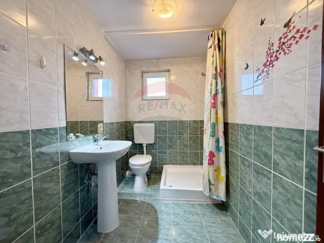 Casă de vanzare 4 camere / Sector 5 / Oportunitate inves... - Bucuresti (Bucuresti-Ilfov)