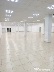 SPATIU COMERCIAL PREMIUM - Cea mai vizibila locatie 