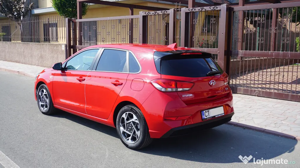 HYUNDAI i30 2024 — imagine 2