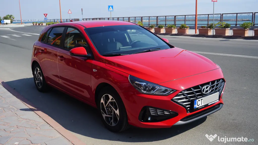 HYUNDAI i30 2024 — imagine 3