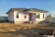 Dragomirești casă parter 4 camere 2 băi, terasă, apă... 