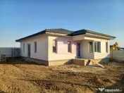 Dragomirești casă parter 4 camere 2 băi, terasă, apă... 