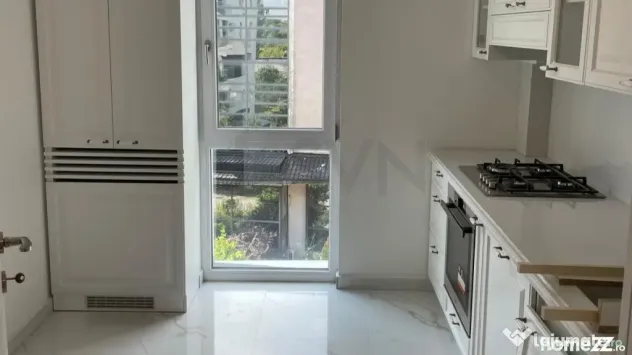 Apartament 4 camere Baneasa Garlei 136 mp