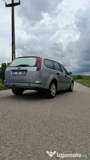 Vând Ford Focus 
