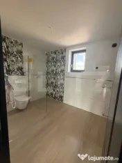 Apartament lux 100 mp, 3 camere, Central 