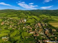 FILM! Domeniu de 6.221mp, livada pomi fructiferi casa si ane 